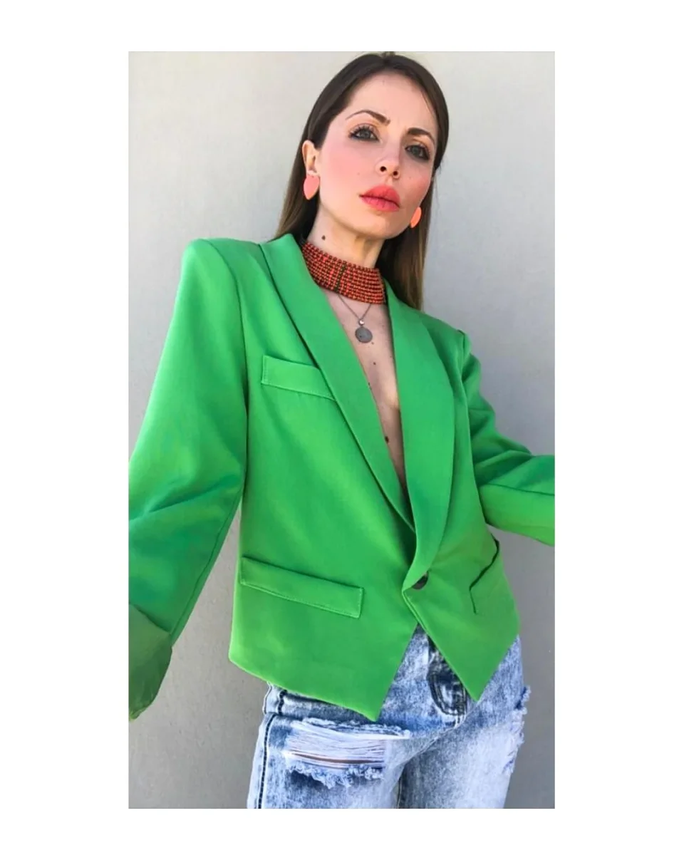 Blazer taglio pinguino con bottone oro! - immagine 4