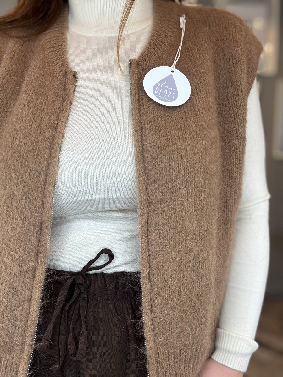 Gilet in maglia con zip camel - immagine 9