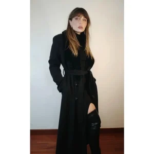Cappotto lungo con collo ecofur e bottoni!