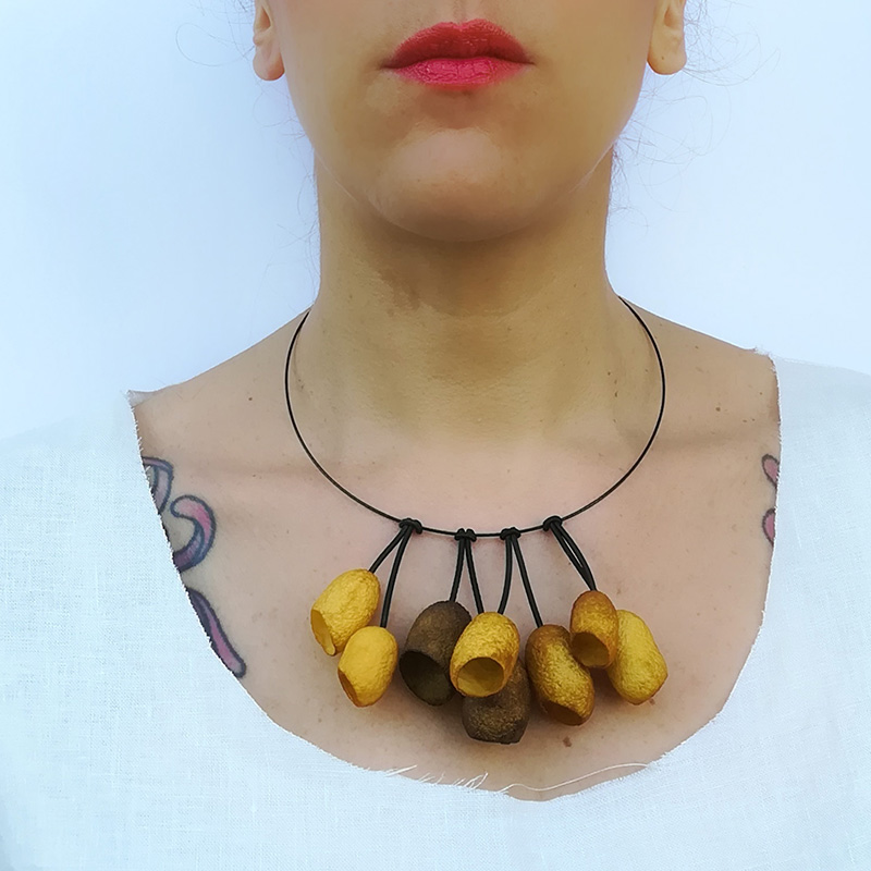 Collana Musa bozzoli di seta Lime - immagine 4